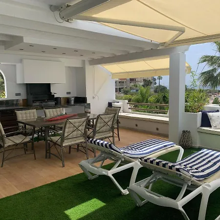 Primera Linea De Playa, Golf Y Vistas Al Mar Estepona